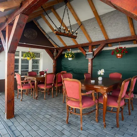 Gasthuis -villa Vintage B 105 Tomasikovo